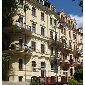 Отель Cajkovskij